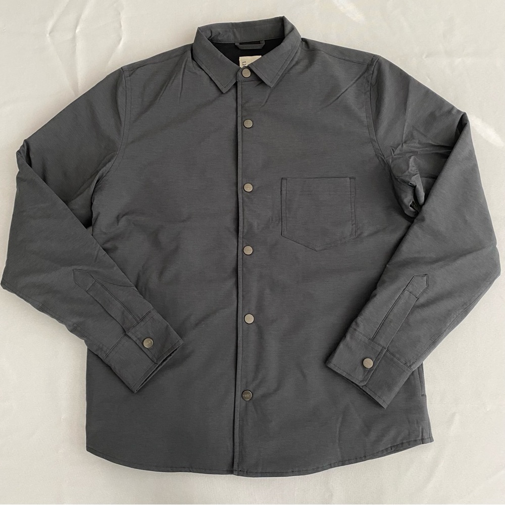 Vuori Men’s Atlas Jacket Medium Insulated Shacket Lightweight Black Heather NWT